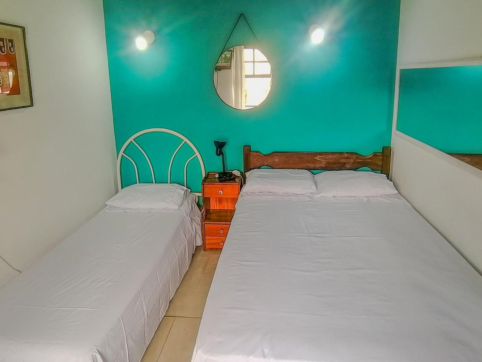 Casa 2 Quartos A 500m Da Rua Pedras, Em C Vaga, Portaria 24hs Сasa de vacaciones *