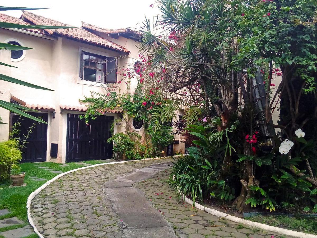 Casa 2 Quartos A 500m Da Rua Pedras, Em C Vaga, Portaria 24hs Сasa de vacaciones Búzios